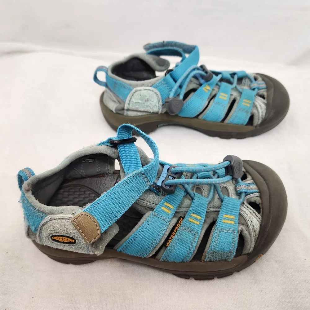 Keens Newport H2 Kids 12 Youth Gray Blue Sandals Waterproof